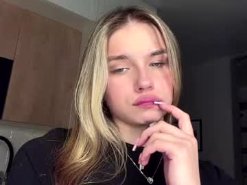 laurineleconey live cam