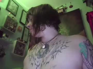 lunarqueen420 live cam