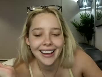 sweetlikedolly live cam