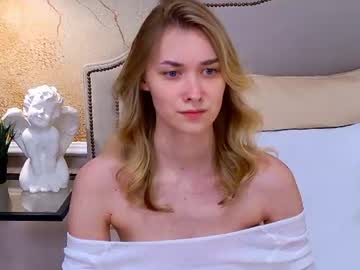 elizabethcash live cam