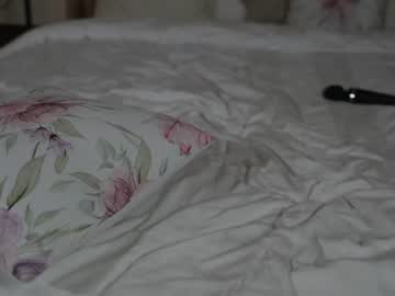 ella_twinkle live cam