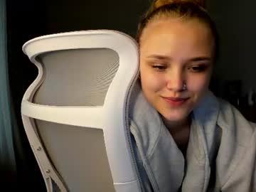 flooora_0 live cam