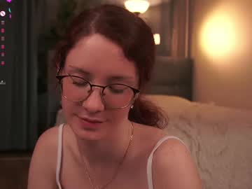 little_poetry live cam